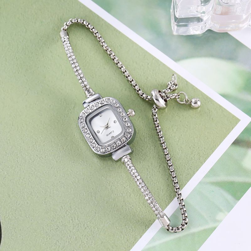 Pulling Rope Design Small Square Diamond Bracelet Watch