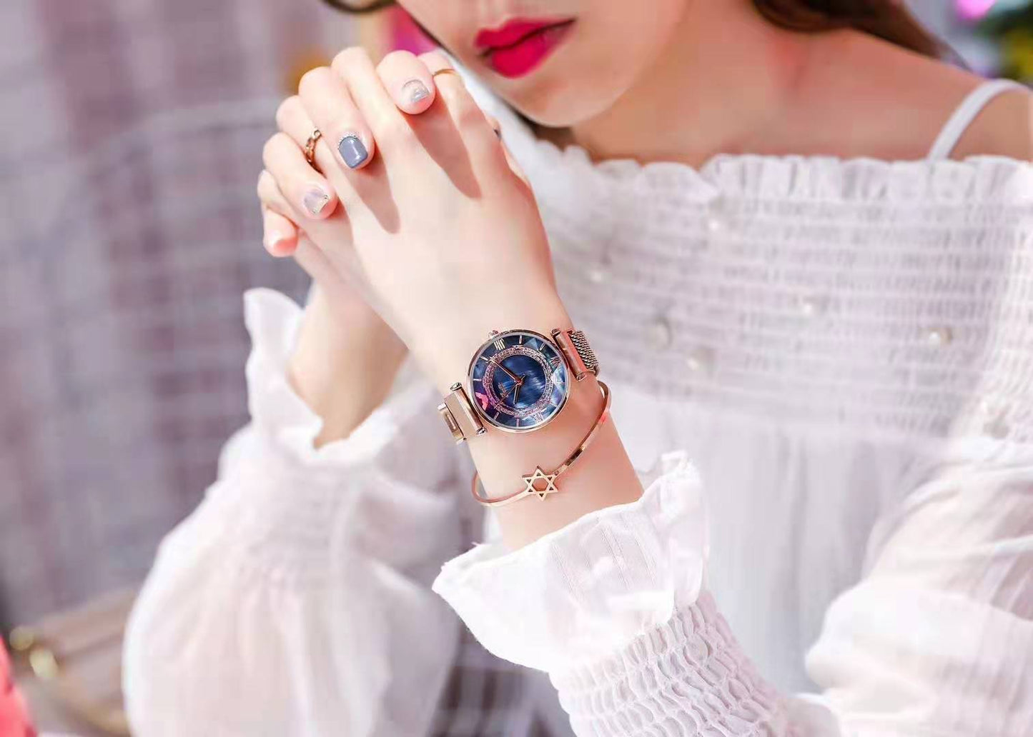 Women's Waterproof Magnetic Mesh Strap Watch